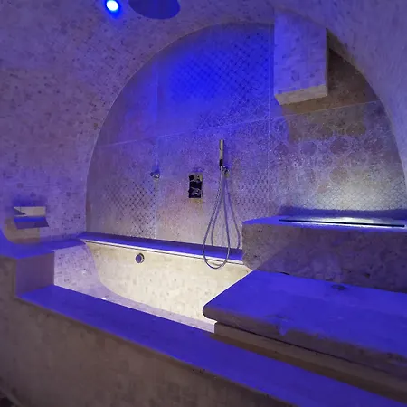 Dioniso Bed & Wellness